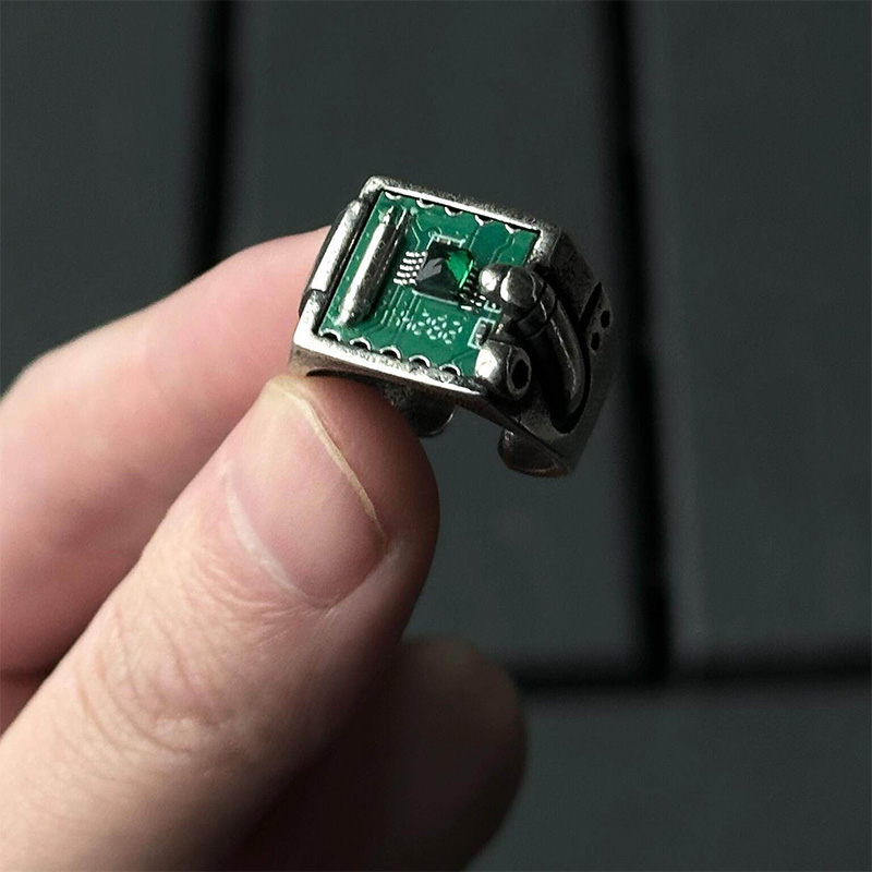 Tech Inspired PCB Pattern Ring - Tech Inspired Accessories 评论和价格