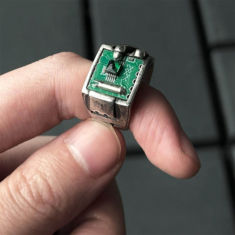 Tech Inspired PCB Pattern Ring - Tech Inspired Accessories 评论和价格
