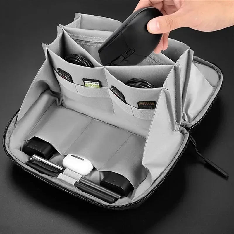 Travel waterproof storage bag  - Tech Room Accessories 评论和价格