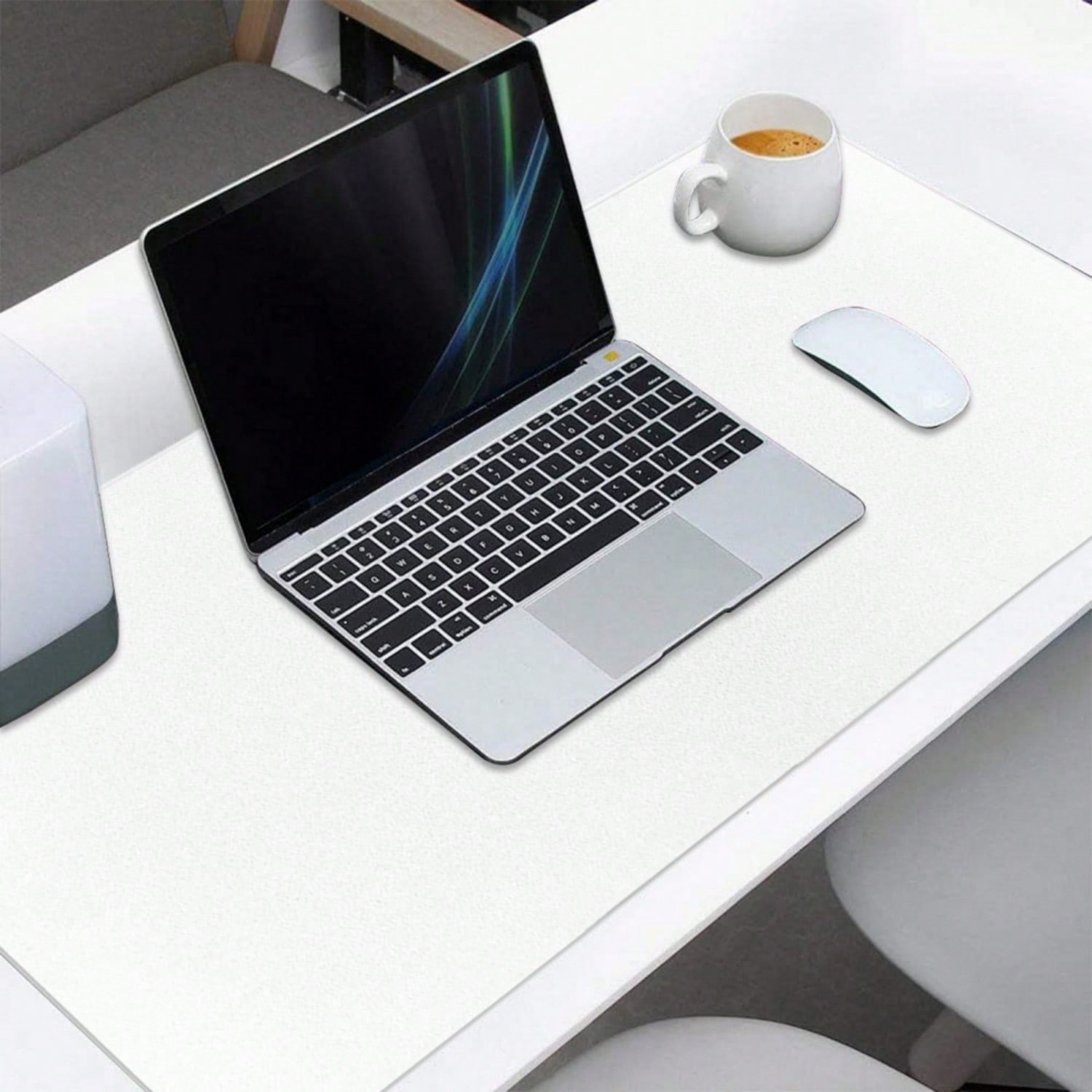 One Large E-Sports Gaming Mous - Tech Inspired Accessories 评论和价格